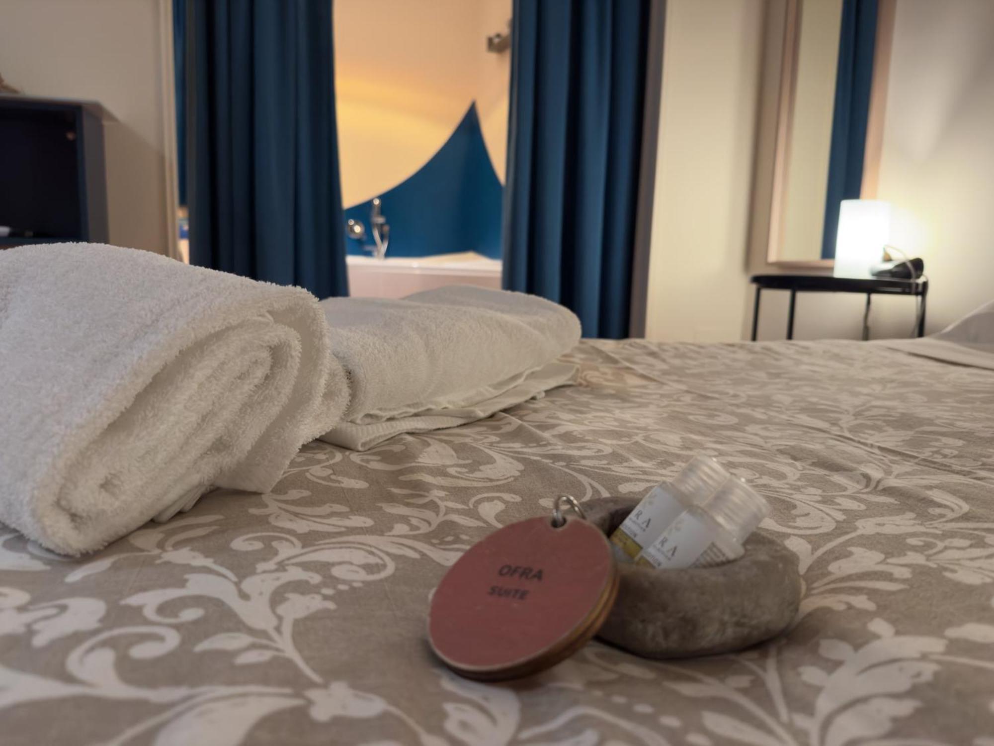 Bracco Rooms & Suites - Boutique Hotel Nel Centro Storico Di Matera Ngoại thất bức ảnh